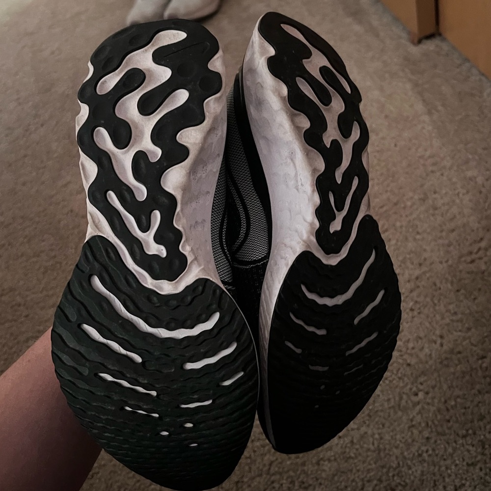 Nike React Infinity Shoes - image 4